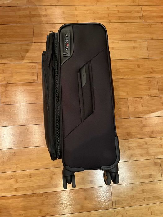 Valiză Mercedes-Benz X-Blade, concepută de Samsonite (Original)