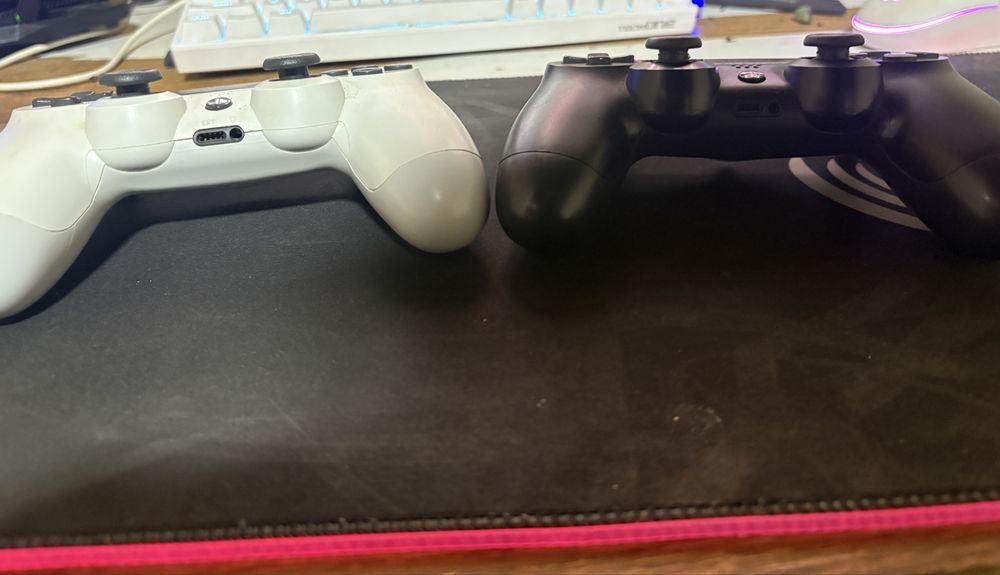 Vand playstation 4 Slim 1TB