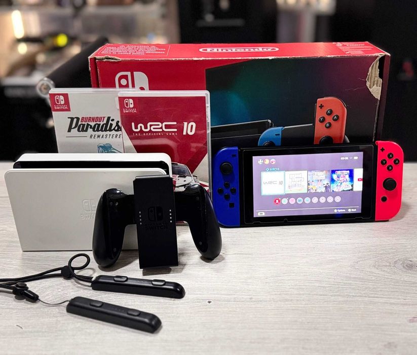 Nintendo Switch -Пълен комплект + 2 игри