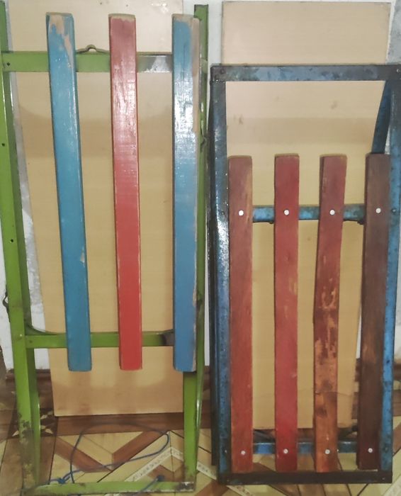 Санки советские 2 шт.  металлические крепкие. Большие.