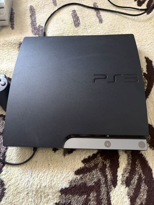 Vand ps3 plus jocuri