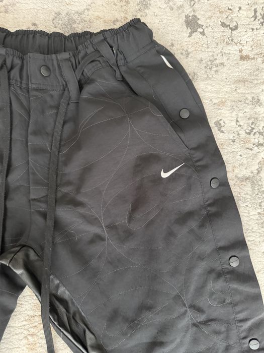 Nike панталон с копчета