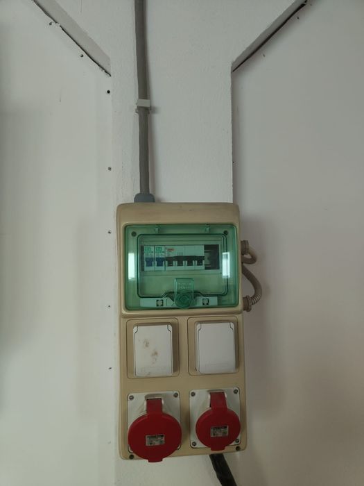 Branșamente și instalații electrice – Execuție & Proiectare