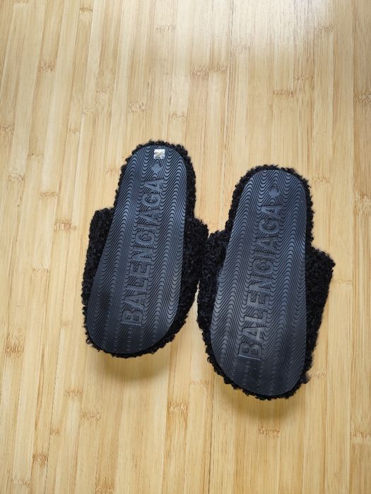 Papuci Balenciaga Fluffy Black – Mărimea 37 – NOI (fără etichetă)