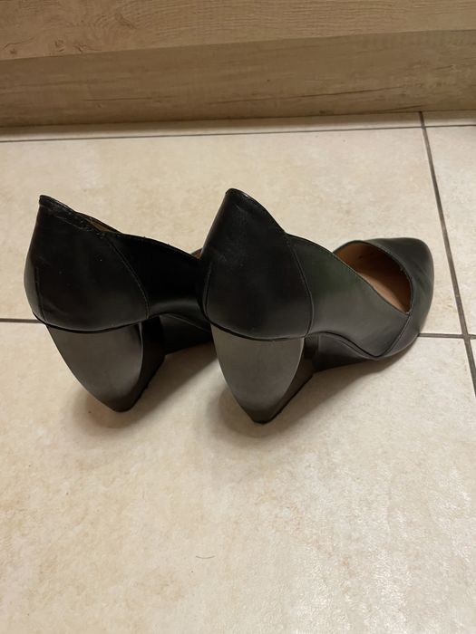 United nude обувки