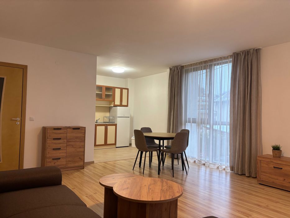 Апартамент  под наем 80кв.м