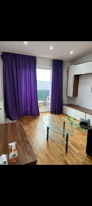 Inchiriez apartament in Floresti pentru Untold