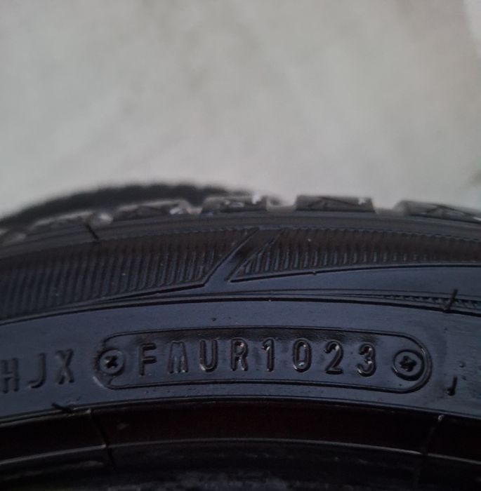 Гуми Falken Euroall Season AS210 размер 245/40/18 ДОТ : 1023