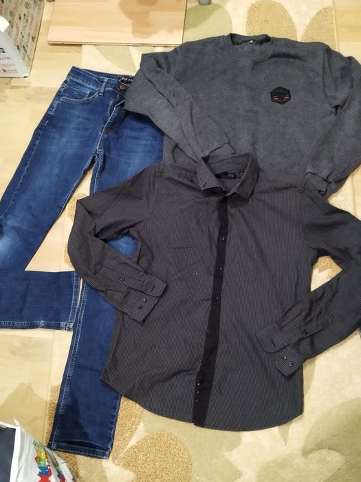 Лотове с ризи по 10 лева.