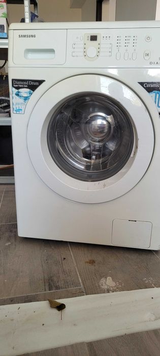 Mașina de spălat rufe 5 kg cu rezistenta ceramica