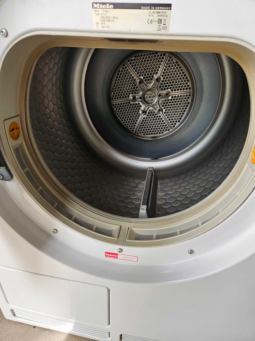 Сушилня Miele T7748 C - 6 кг, внос от Нидерландия