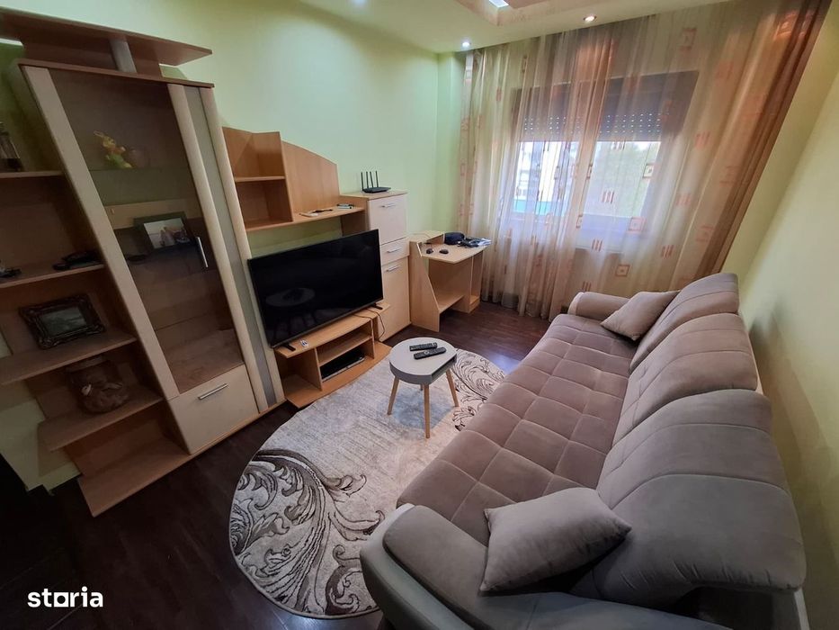 Inchiriez apart 4 camere Micalaca 300 ID:  45860