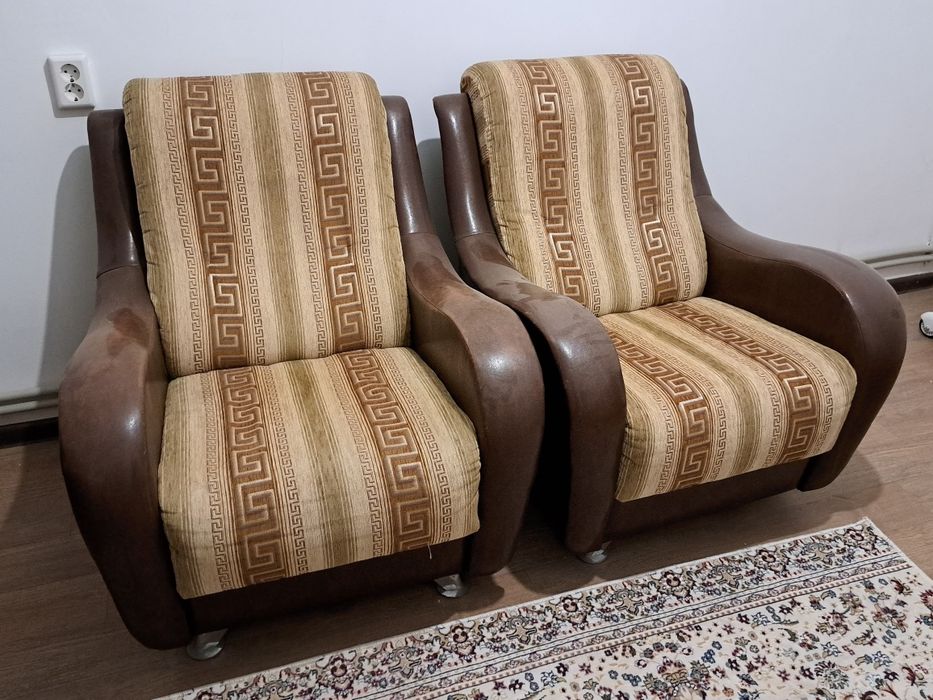 Диван с креслами