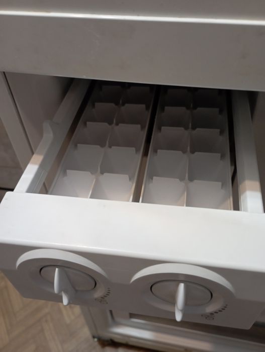 Продается б/у холодильник Samsung