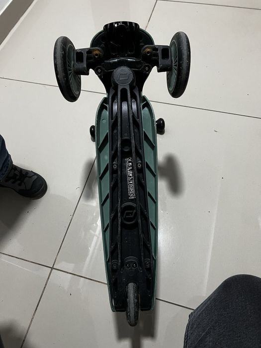 Trotineta scoot ride