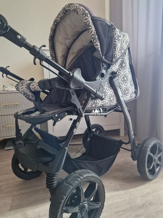 Продам коляску - самовывоз