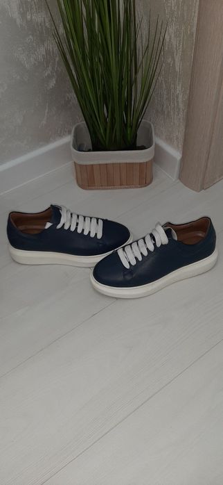 Обувки спортно елегантни