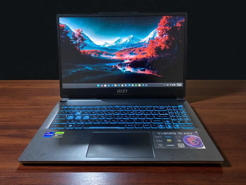 MSI Cyborg 15 A12V Gaming i7-12650H RTX 4050