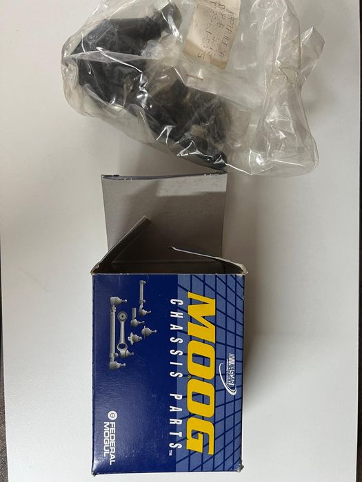 Шарнири Moog Op-BJ-5375