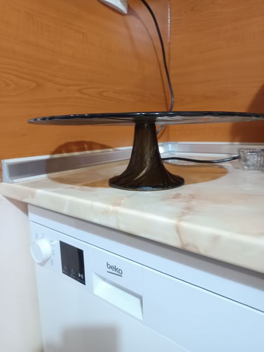 Чиния, поднос за торта