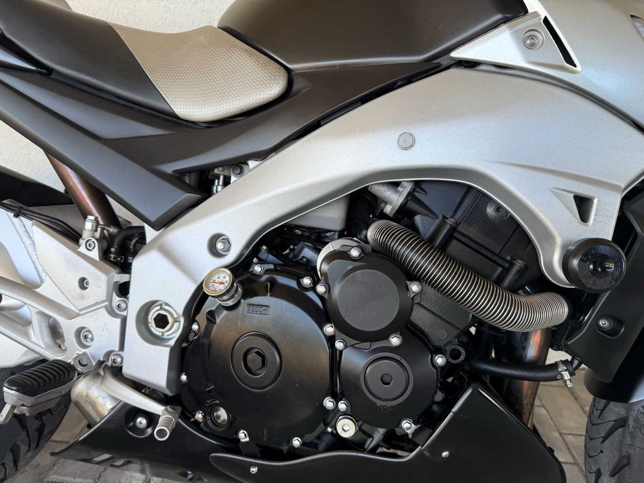 Motoyard vinde Suzuki GSR 600 ABS