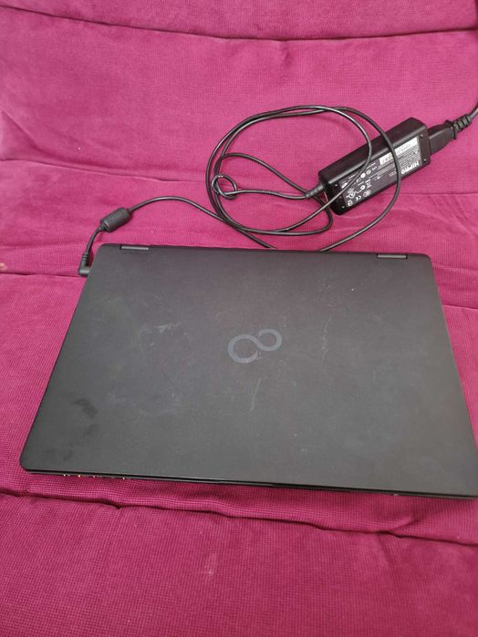 Laptop Fujitsu Siemens U726 i5Gen8 Ram16Gb SSD512Gb 13"FHD ca NOU