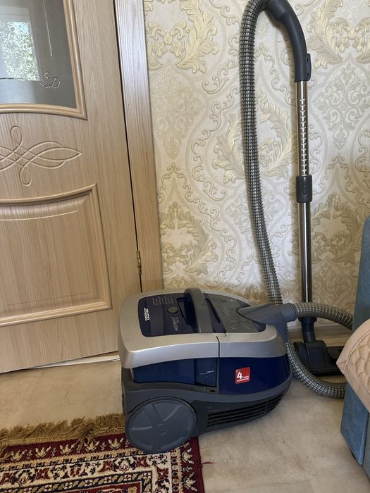 Продам пылесос Zelmer