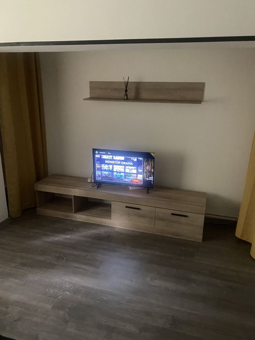 dau in chirie garsoniera