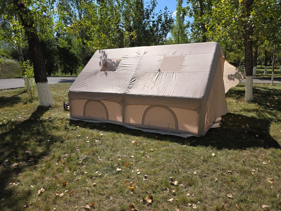 Продам надувную палатку
