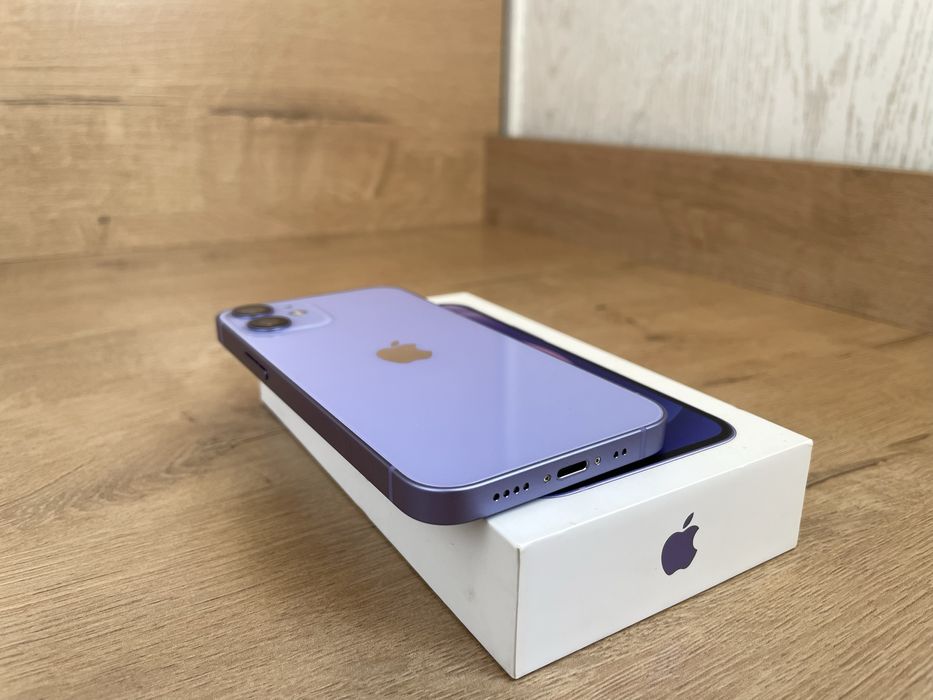 Iphone 12 mini.