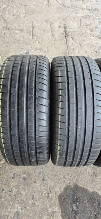 4 anvelope vara Rft Goodyear,fata 245/35/20,spate 275/30/20.Pret/buc.