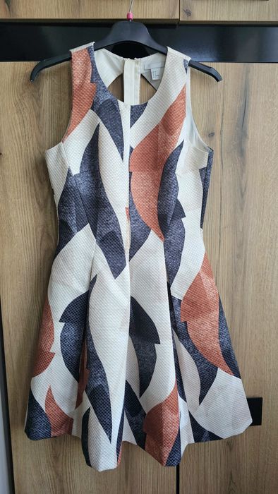 Официална рокля HM