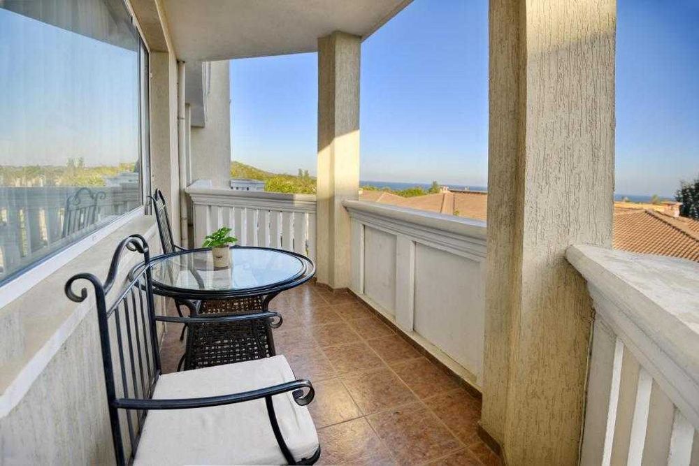 Дава се под наем Хотел в Варна, Бриз - 18 кв.м за 357 € - Снимка #6