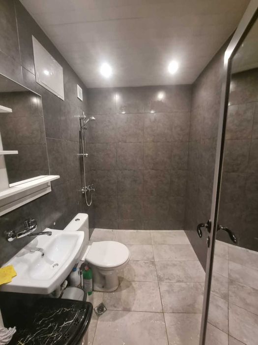 Едностаен обазведен апартамент в Младост 3 . До две метроспирки