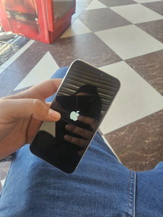 Iphone 11 yaxshi xolatda