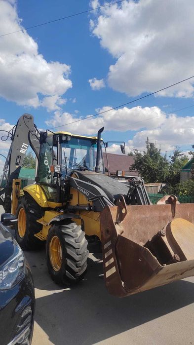 Услуги Эксковатора погрузчика 3в1.