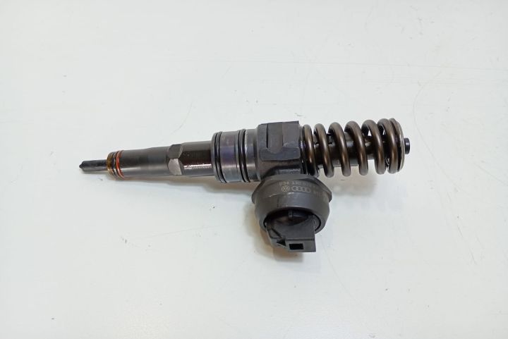Injector CB 038130073AR Volkswagen VW Passat B5.5 (facelift)