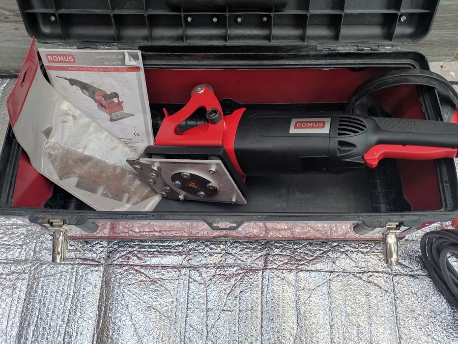 Decapant electric pentru podele pardoseli Romus BS1 Ref.94525