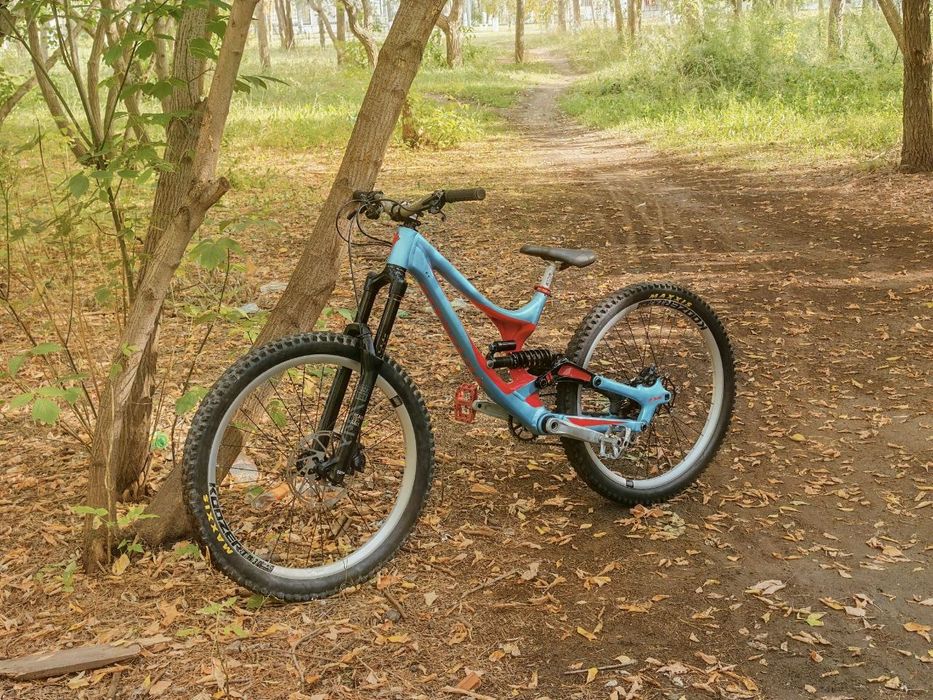 Specialized demo 8  двухподвес мтб дх