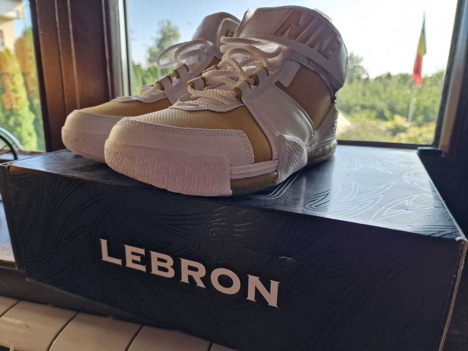 Nike Zoom Lebron II Maccabi White 40