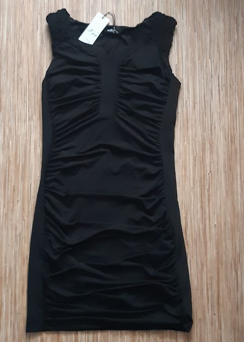 Платья размер 42-44. Новые.