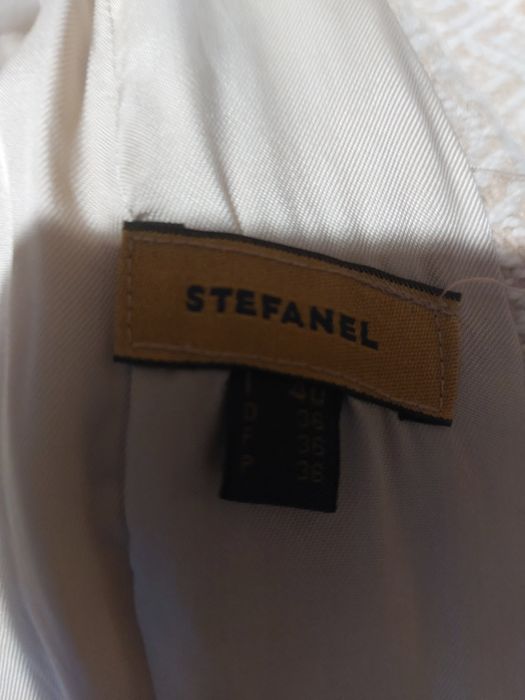 Pardesiu Stefanel, marimea 36, model deosebit