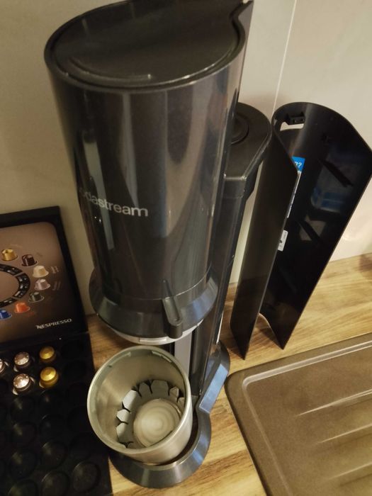 Aparat sifon/bauturi carbogazoase SODASTREAM cu BUTELIE GAZ + CADOU