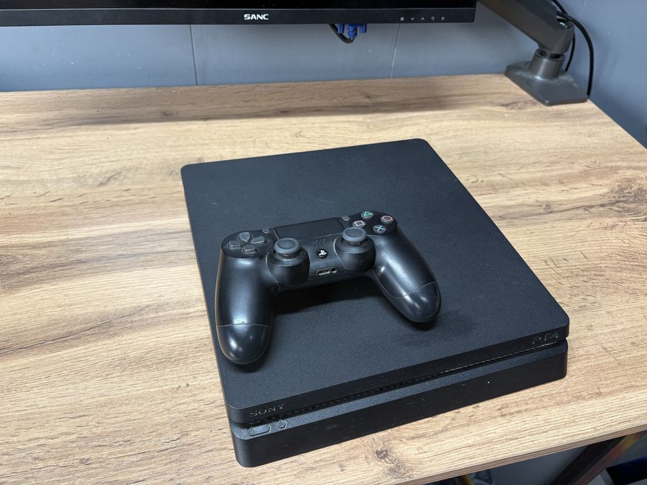 PS 4 slim / 500gb / один джойстик