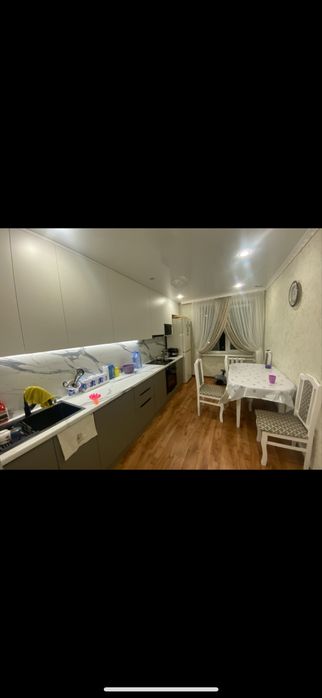 Продам трехкомнатную квартиру