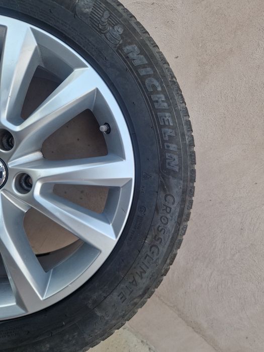 Vand 4 roti de Tuareg 5×130 cauciucuri michelin cross climate 225/55/18 Dot 2024