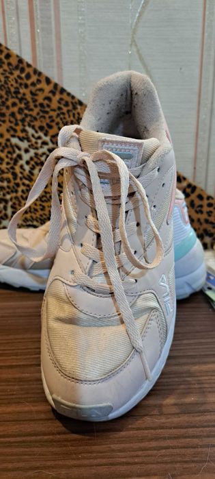 Дамски маратонки