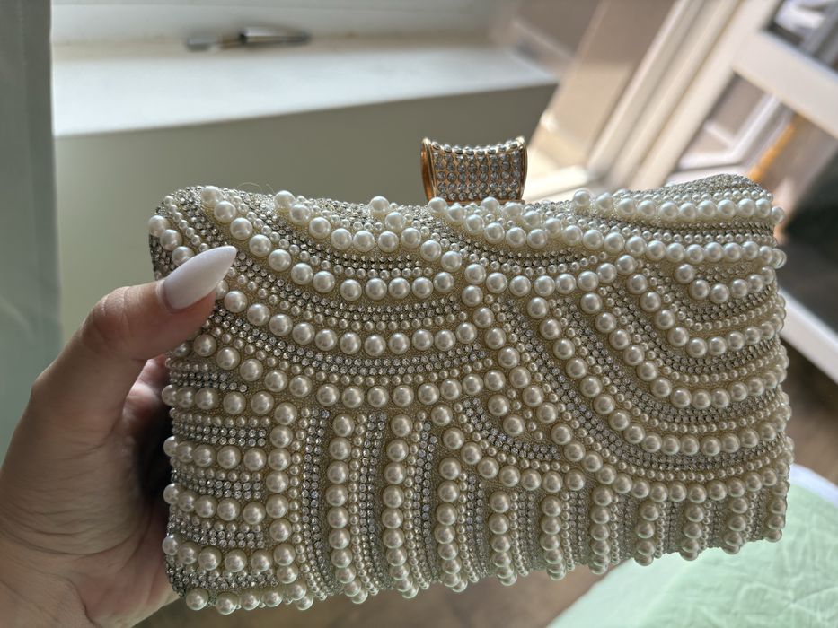 Сватбена чанта ЧИСТО НОВА !!!