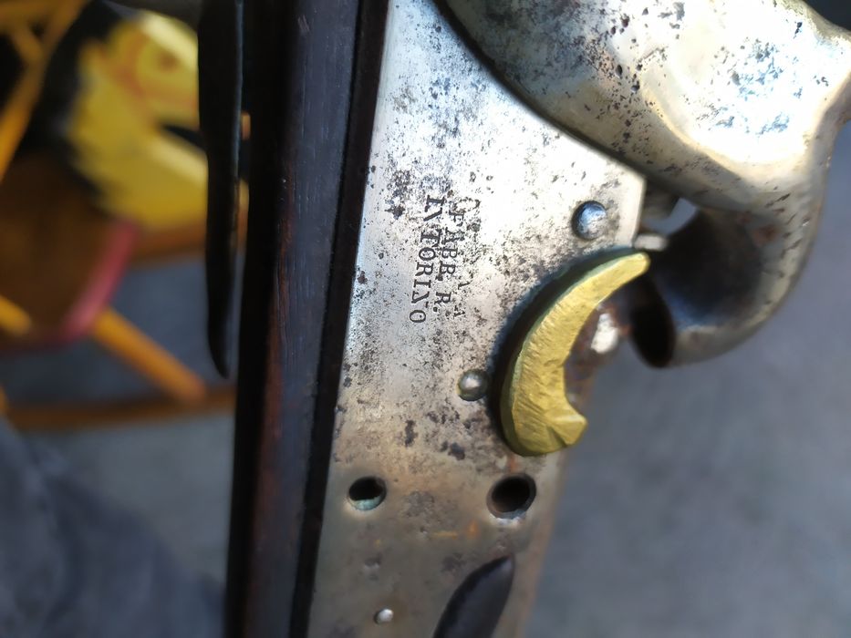 Стара капсулна пушка