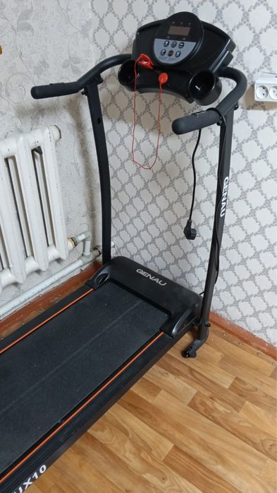 Беговая дорожеа Genau